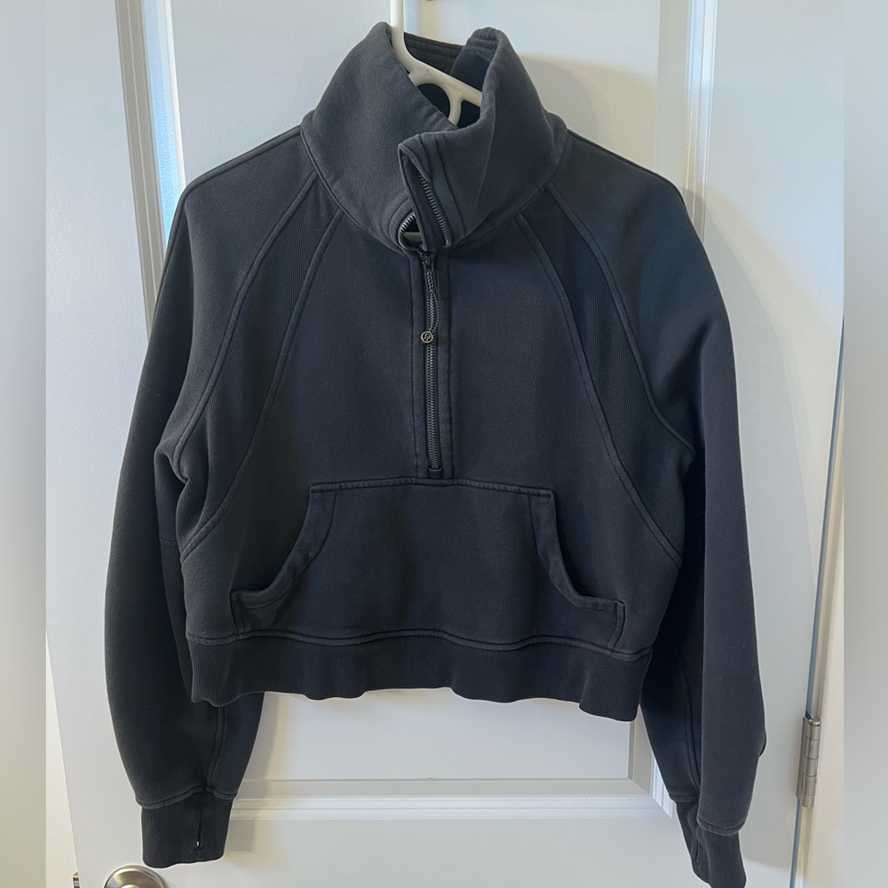SOLD Lululemon scuba cropped sweatshirt